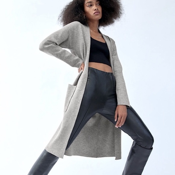 Aritzia Babaton Lance Cardigan - Picture 2 of 6